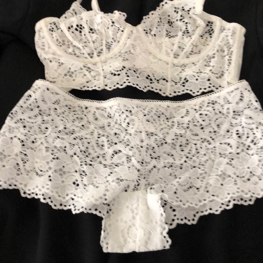 DKNY longer line bra and tap pant.
